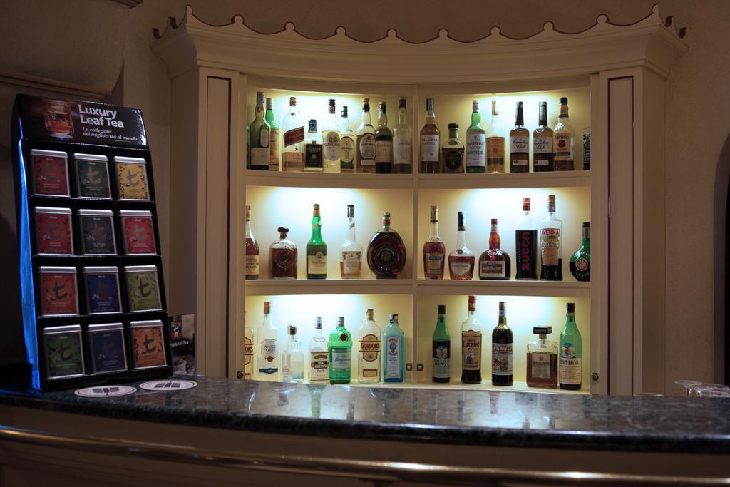 Hotel Milano Regency Esterno foto