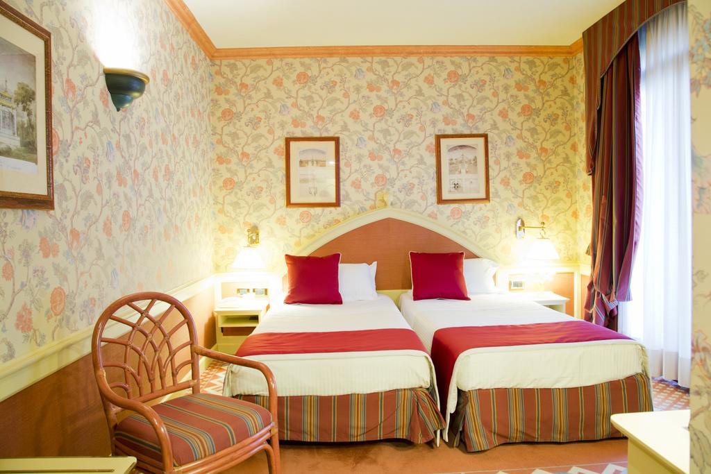 Hotel Milano Regency Esterno foto