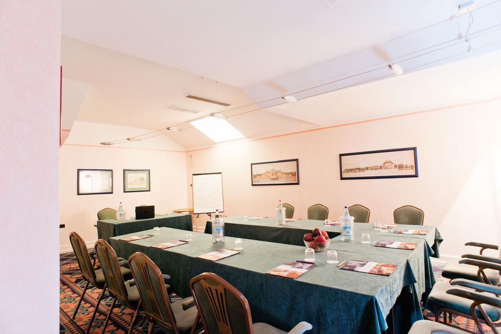 Hotel Milano Regency Esterno foto