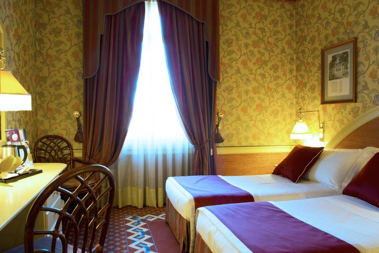 Hotel Milano Regency Esterno foto